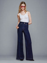 Load image into Gallery viewer, Frame The Seamed Wide Trouser - Rinse
