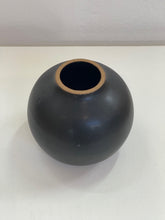 Load image into Gallery viewer, m. bueno Bud Vase