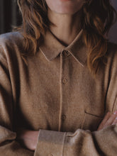Load image into Gallery viewer, Cissa Men&#39;s Shirt Sweater - Cashmere Blend Camel