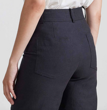 Load image into Gallery viewer, Apiece Apart Classic Merida Trousers in Black
