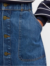 Load image into Gallery viewer, Frame Modern Pocket Midi Denim Skirt