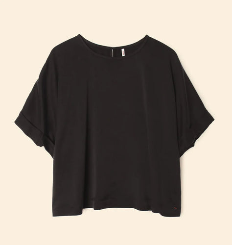 Xirena Savoye  Linen Top - Black