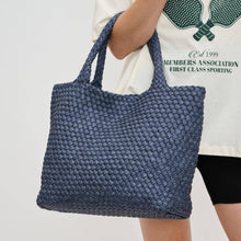 Load image into Gallery viewer, Sky's The Limit - Medium Tote: Orange