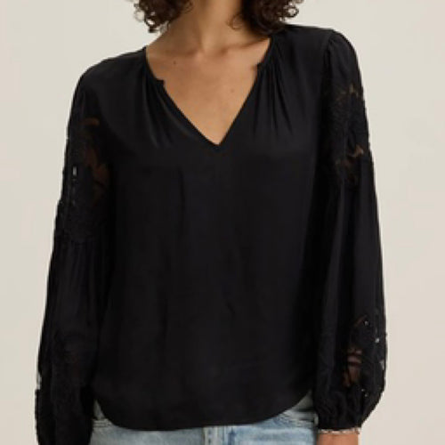 Velvet Tyra Lace Embroidery Blouse - Black