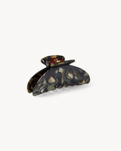 Load image into Gallery viewer, Machete Midi Heirloom Claw in Midnight Horn