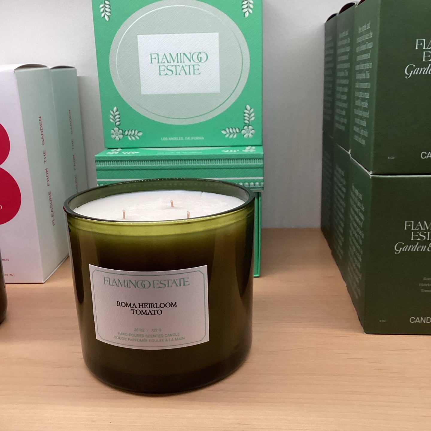 Flamingo Estate 26OZ Candle ROMA Heirloom Tomato